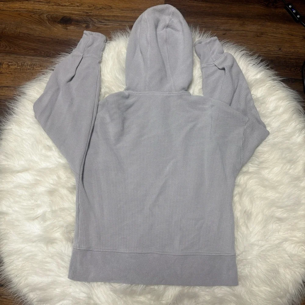 Athleta Balance Waffle Knit Cropped Hoodie in Tinsel Lilac Purple size XS